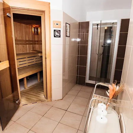 Pavlov Hotel 4*