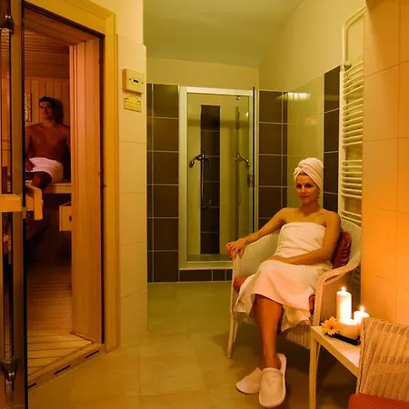 Pavlov Hotel 4*