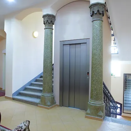 巴甫洛夫酒店 酒店