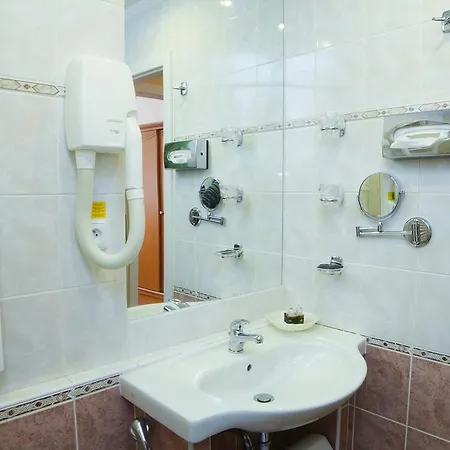 巴甫洛夫酒店 4* 卡罗维发利