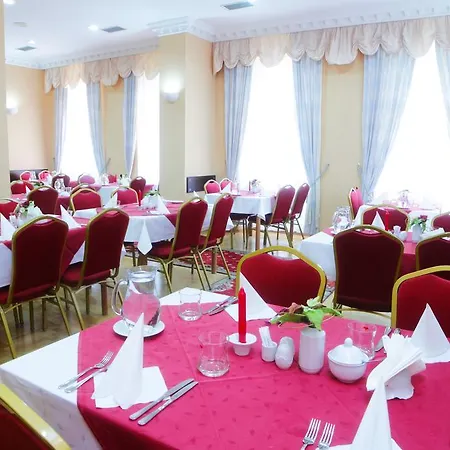 巴甫洛夫酒店 4* 卡罗维发利