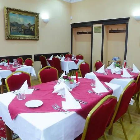 巴甫洛夫酒店 酒店