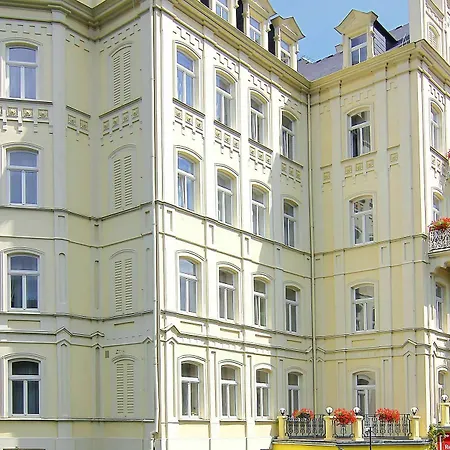 巴甫洛夫酒店 酒店 卡罗维发利