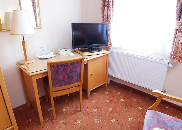 Pavlov Hotel 4*