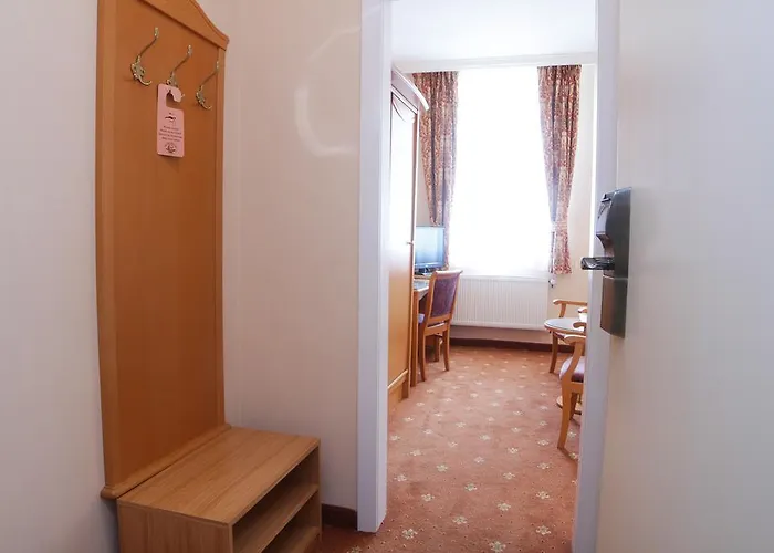 Pavlov Hotel 4*