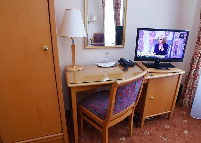Pavlov Hotel 4*